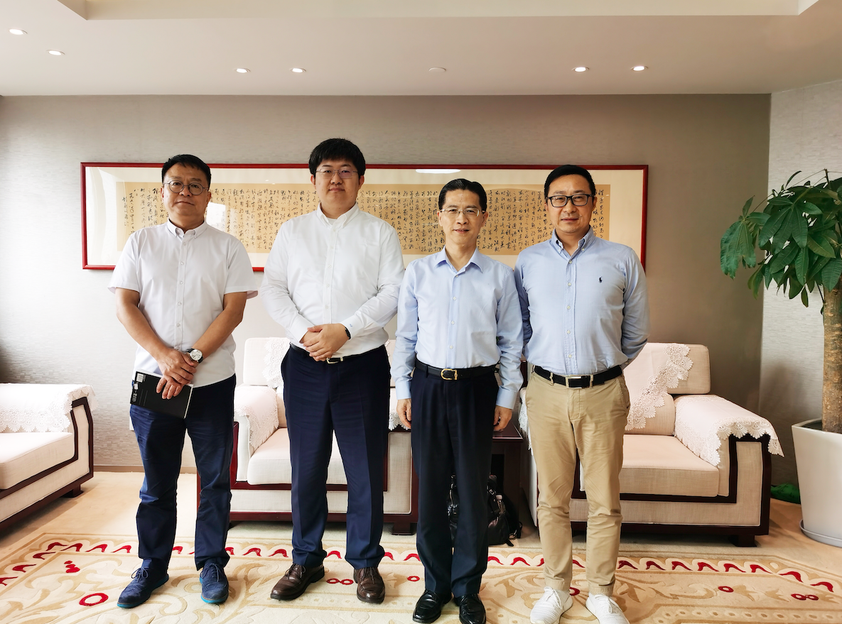 周漢民會見嘉楠科技董事長張楠賡